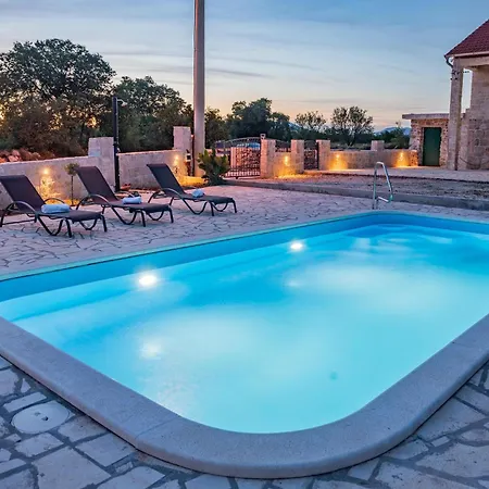 Apartmán Skarpini Dvori